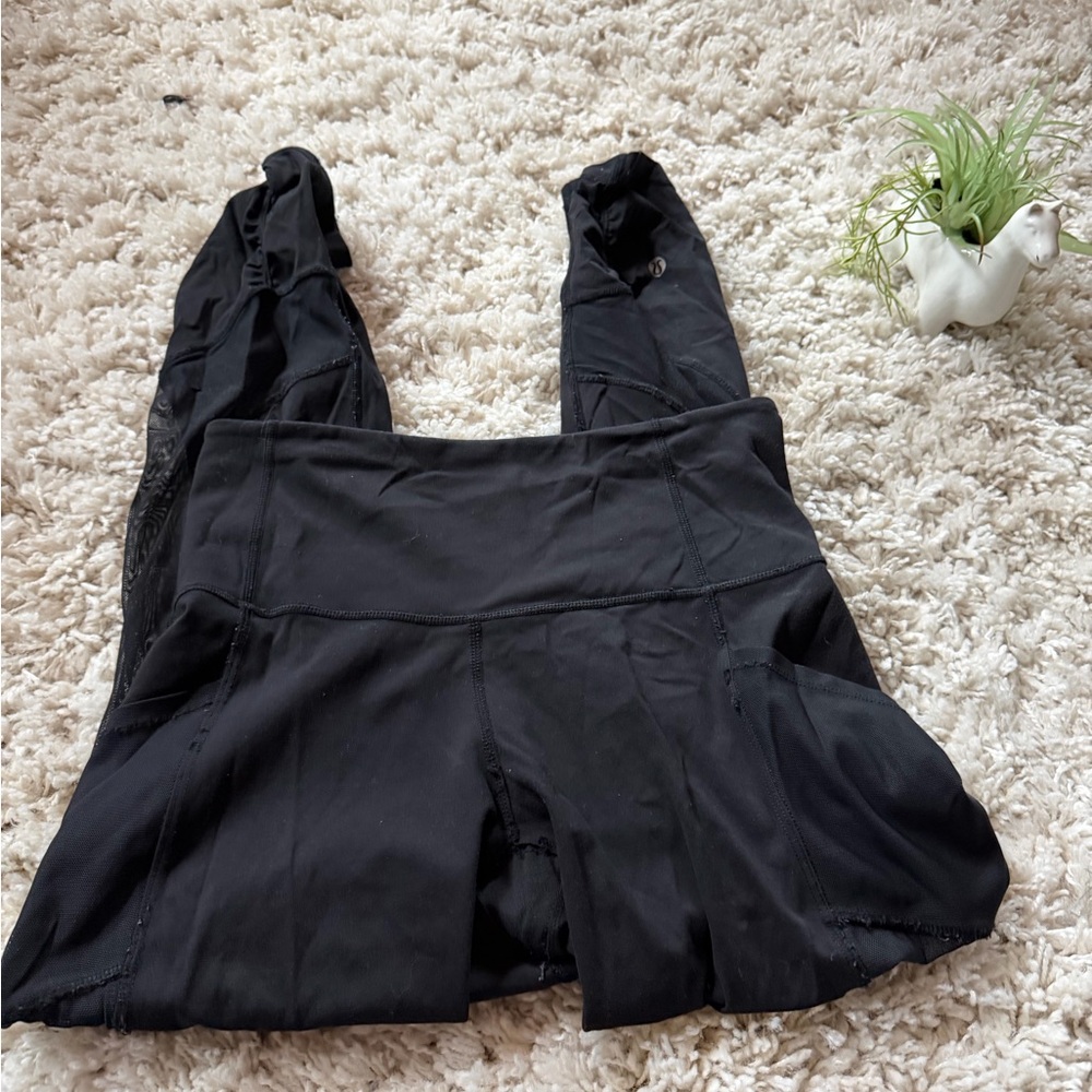 Chic Black Workout lululemon sporty athletic sporty mesh Leggings